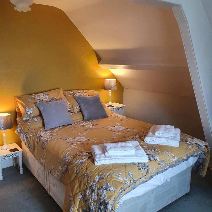Pendyffryn Manor Bed & Breakfast Little Haven Eksteriør bilde
