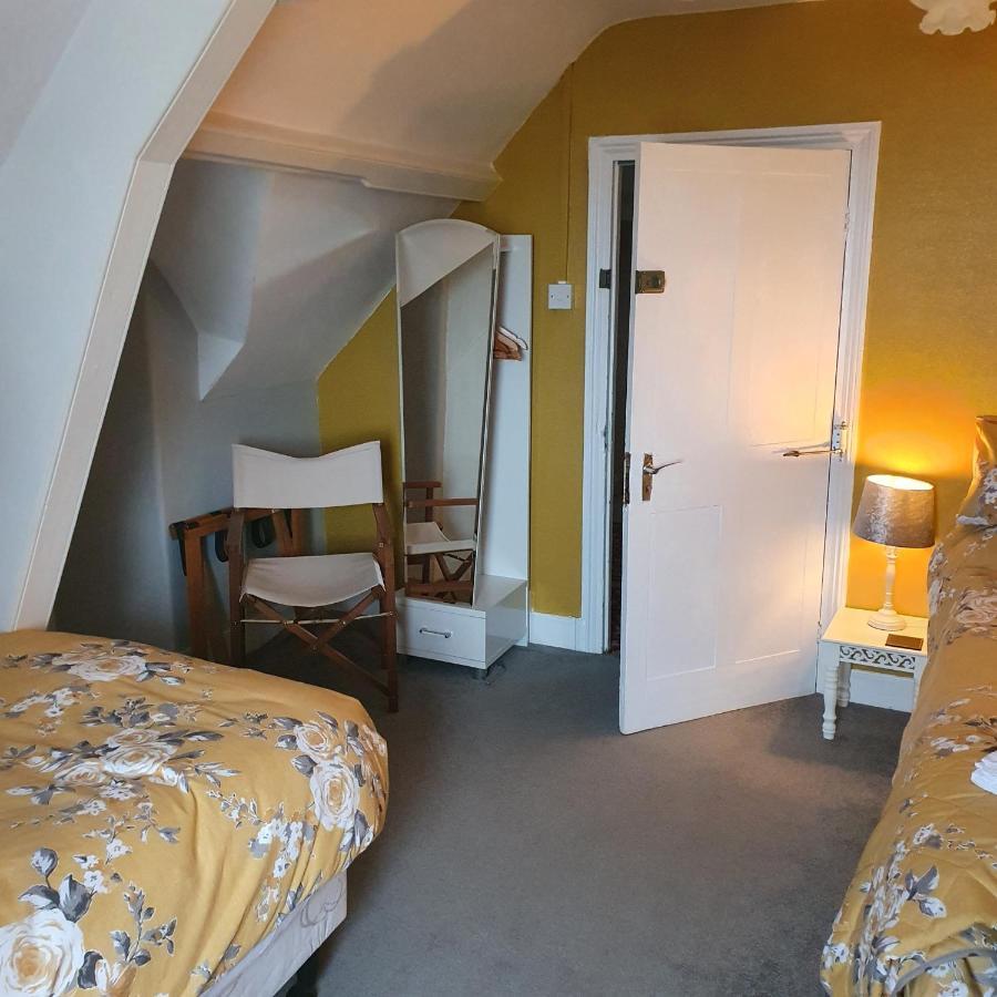 Pendyffryn Manor Bed & Breakfast Little Haven Eksteriør bilde