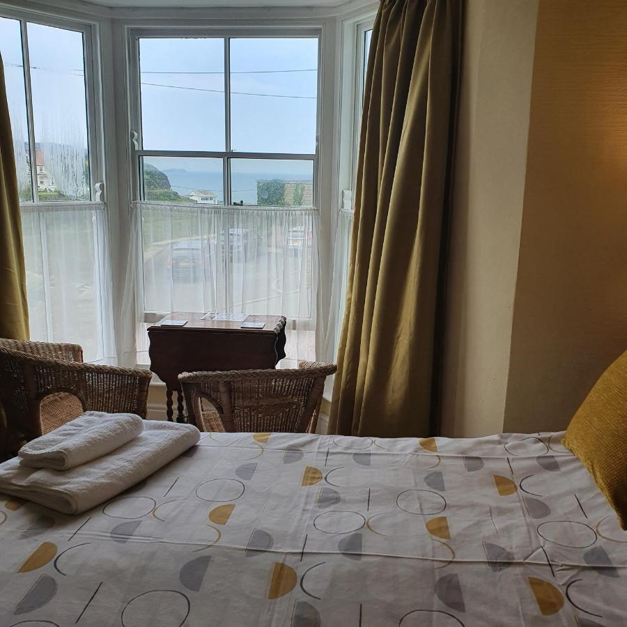 Pendyffryn Manor Bed & Breakfast Little Haven Eksteriør bilde