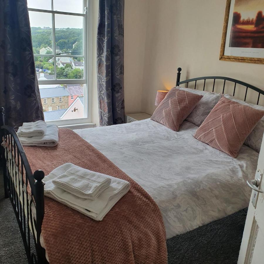 Pendyffryn Manor Bed & Breakfast Little Haven Eksteriør bilde