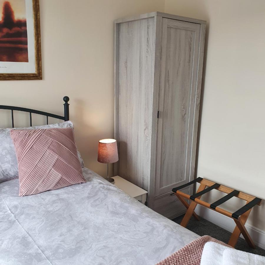 Pendyffryn Manor Bed & Breakfast Little Haven Eksteriør bilde