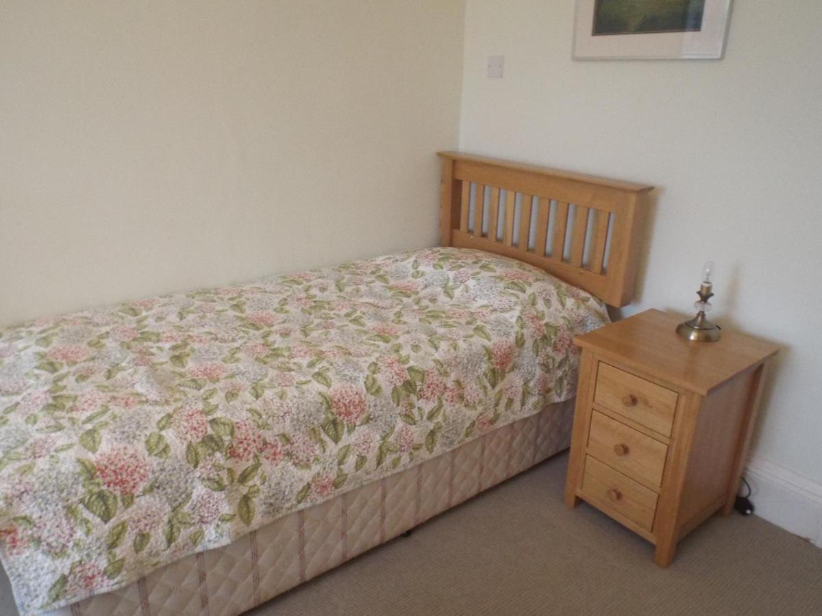 Pendyffryn Manor Bed & Breakfast Little Haven Eksteriør bilde